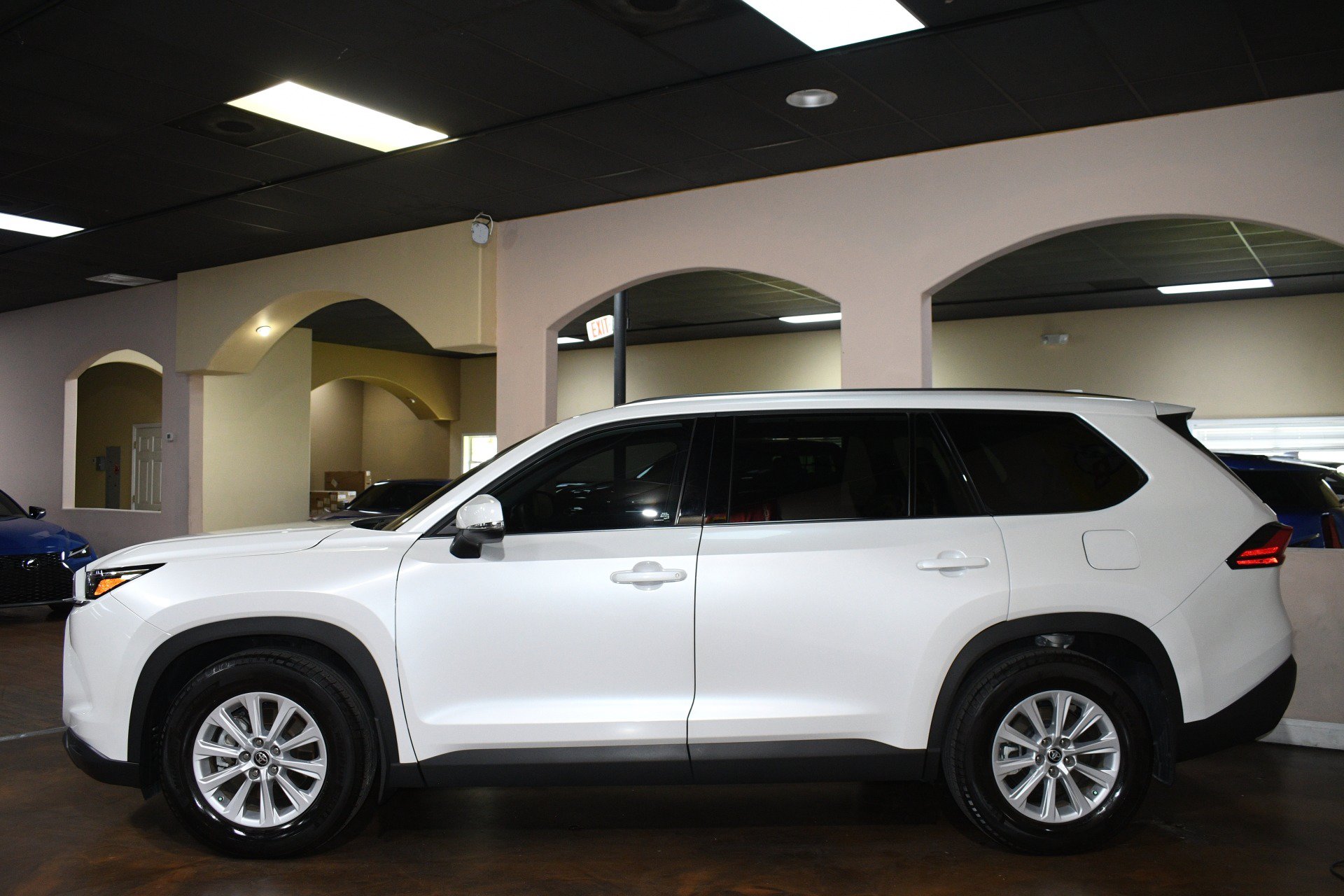 Used 2024 Toyota Grand Highlander FWD image 51