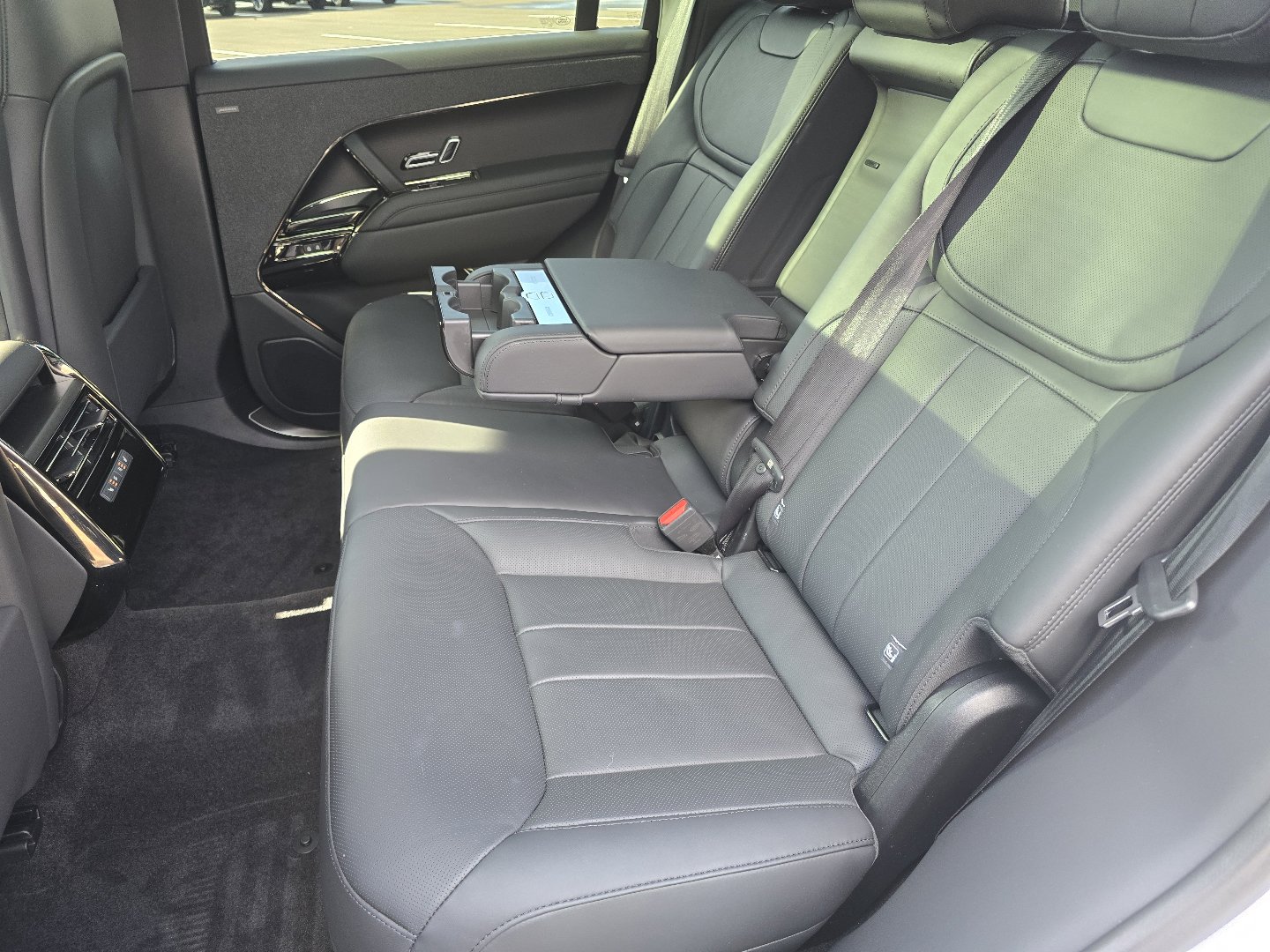 Certified 2024 Land Rover Range Rover Sport Dynamic SE image 37