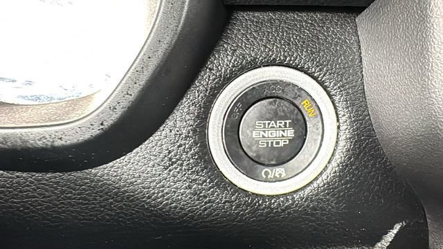 Used 2022 RAM 1500 Laramie w/ Sport Appearance Package image 22