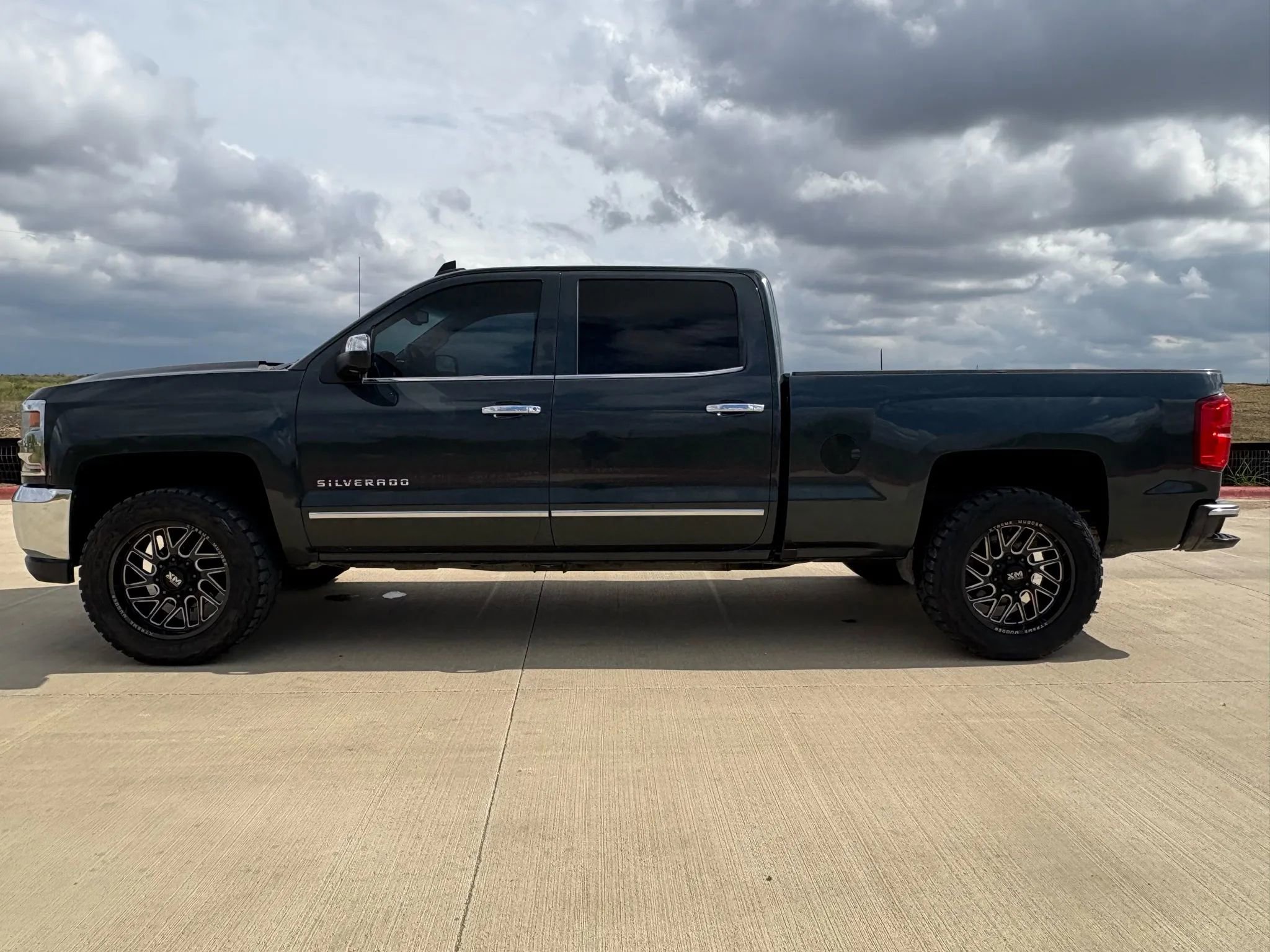 Used 2018 Chevrolet Silverado 1500 LTZ image 5