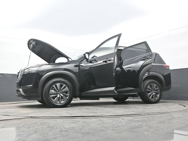 Used 2025 Nissan Pathfinder SV image 67