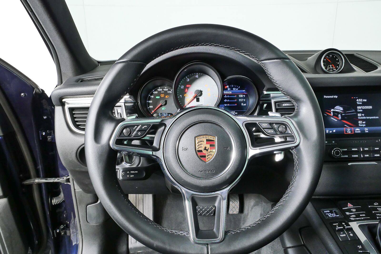 Used 2018 Porsche Macan S AWD/4WD image 9