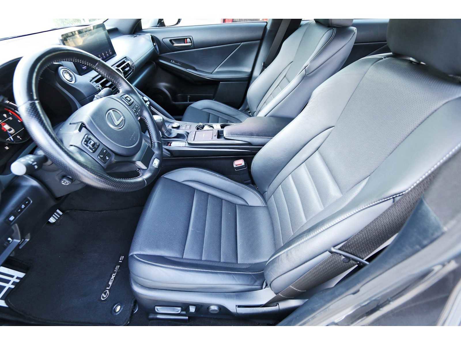 Used 2023 Lexus IS 350 F Sport w/ Navigation Package image 11