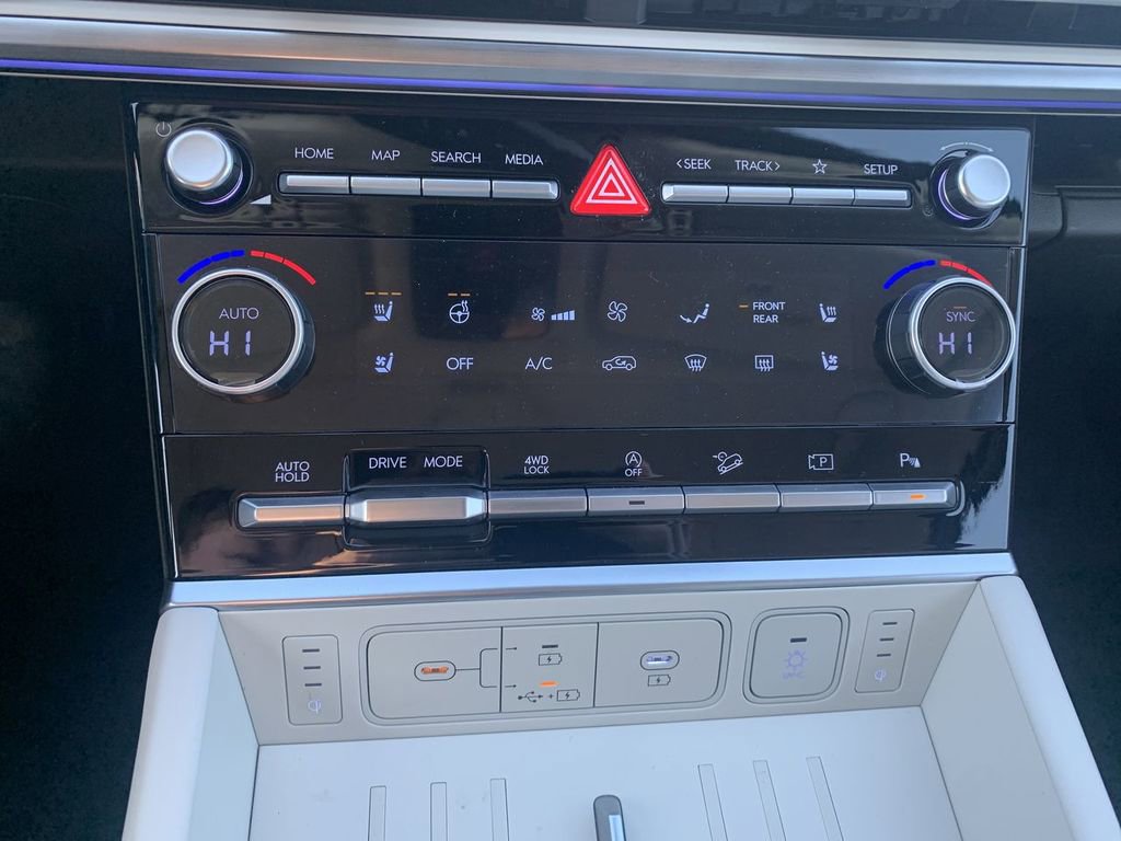 New 2025 Hyundai Santa Fe Calligraphy image 20