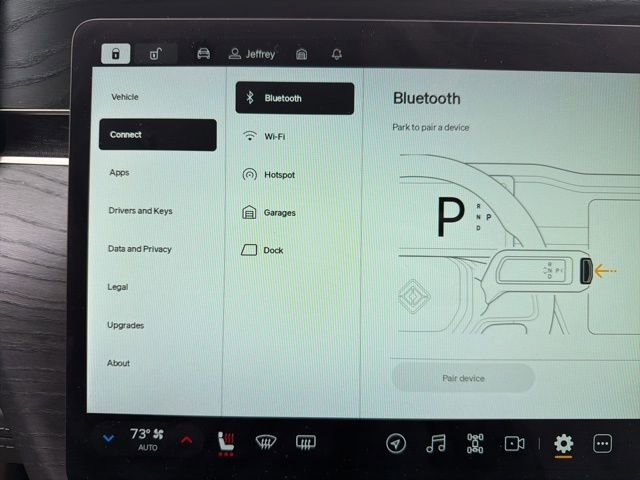 Used 2024 Rivian R1S Adventure image 47