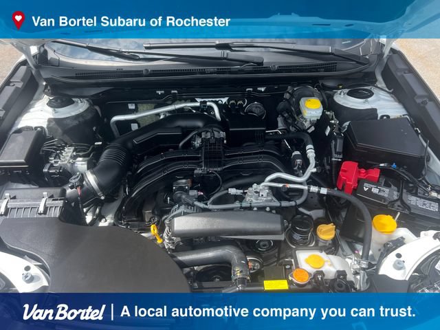 Used 2025 Subaru Outback Touring AWD/4WD image 11