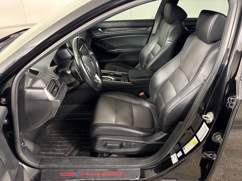 Used 2018 Honda Accord Sport image 28