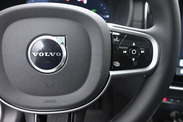 Used 2026 Volvo XC90 T8 Plus w/ Protection Package Premier AWD/4WD image 14