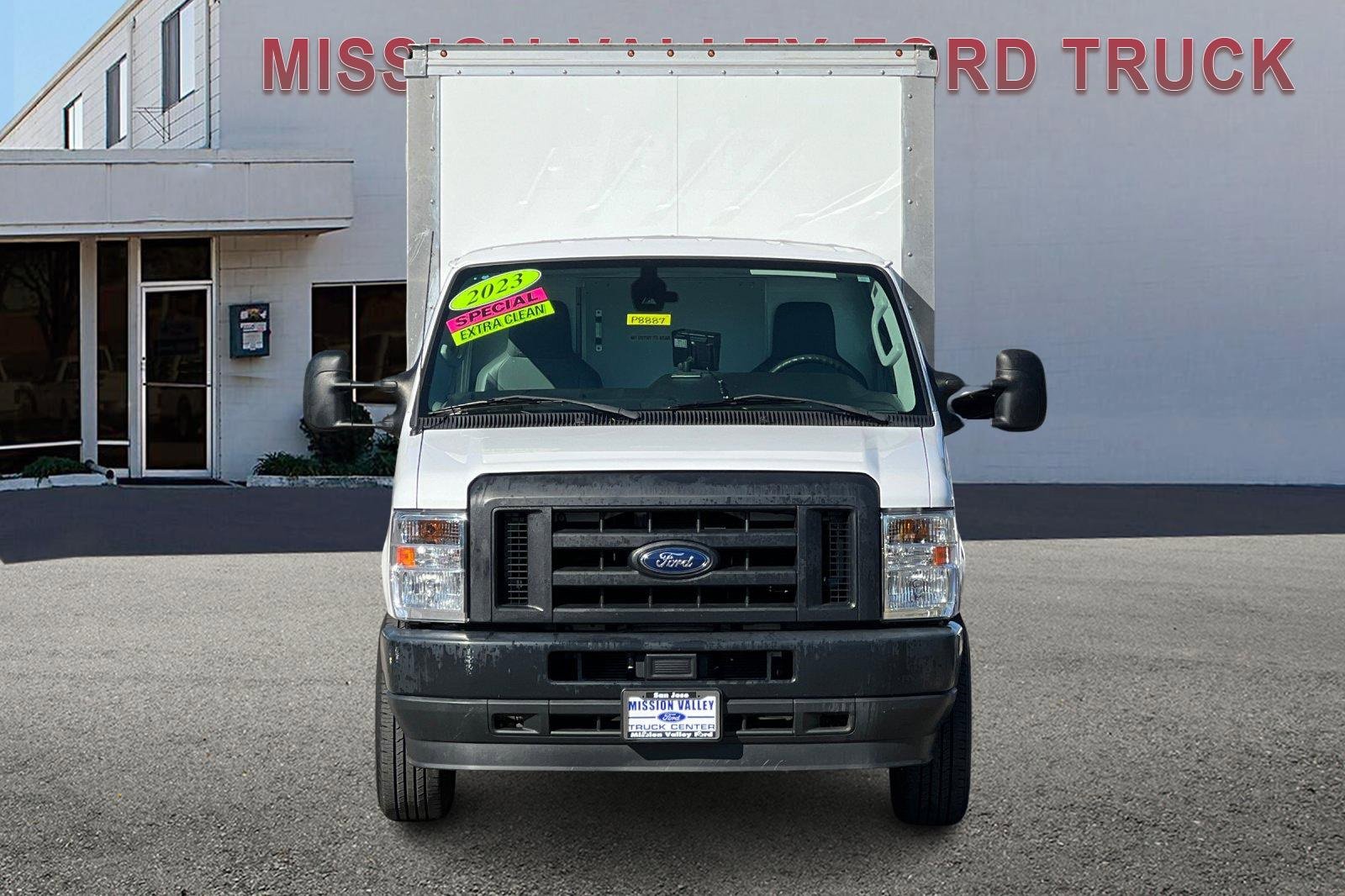 Used 2023 Ford E-350 and Econoline 350 Super Duty w/ Driver's Safety Package image 9