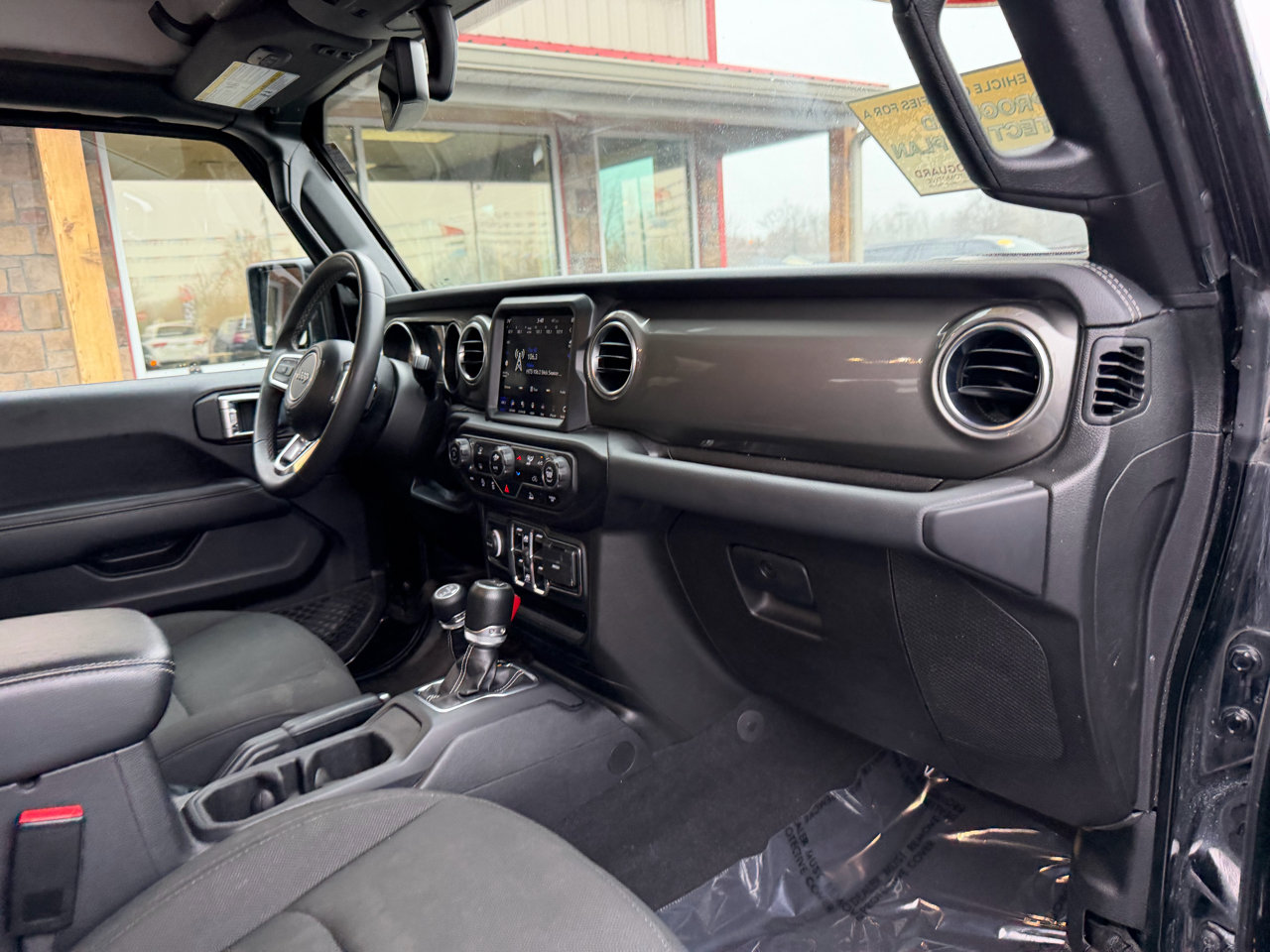 Used 2023 Jeep Gladiator Overland image 21