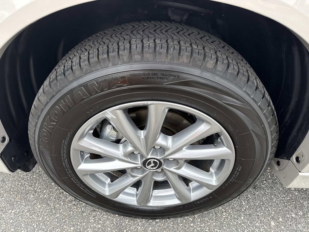 Certified 2025 MAZDA CX-5 AWD 2.5 S w/ Preferred Package image 14