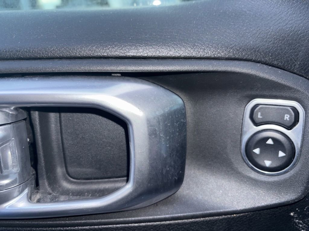 Used 2021 Jeep Wrangler Unlimited Sport image 9