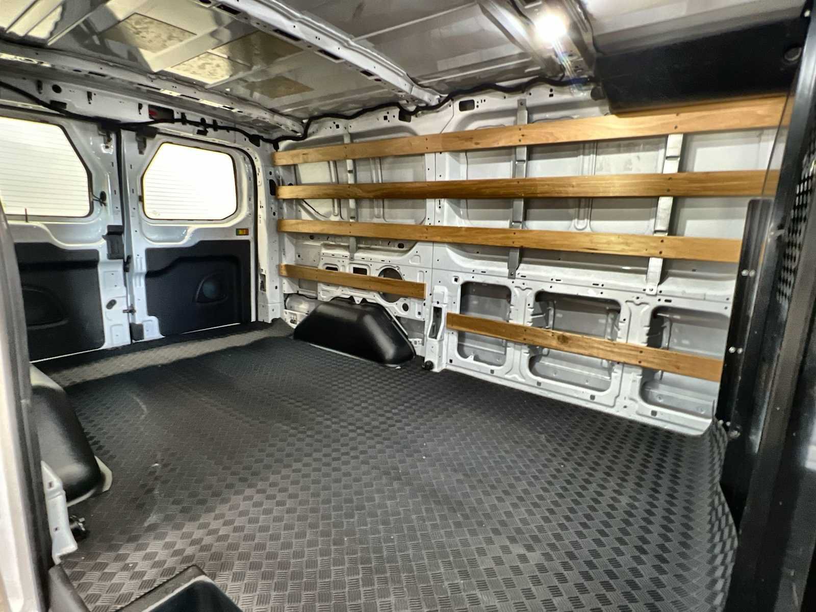 Used 2022 Ford Transit 250 Low Roof w/ Exterior Upgrade Package RWD image 21