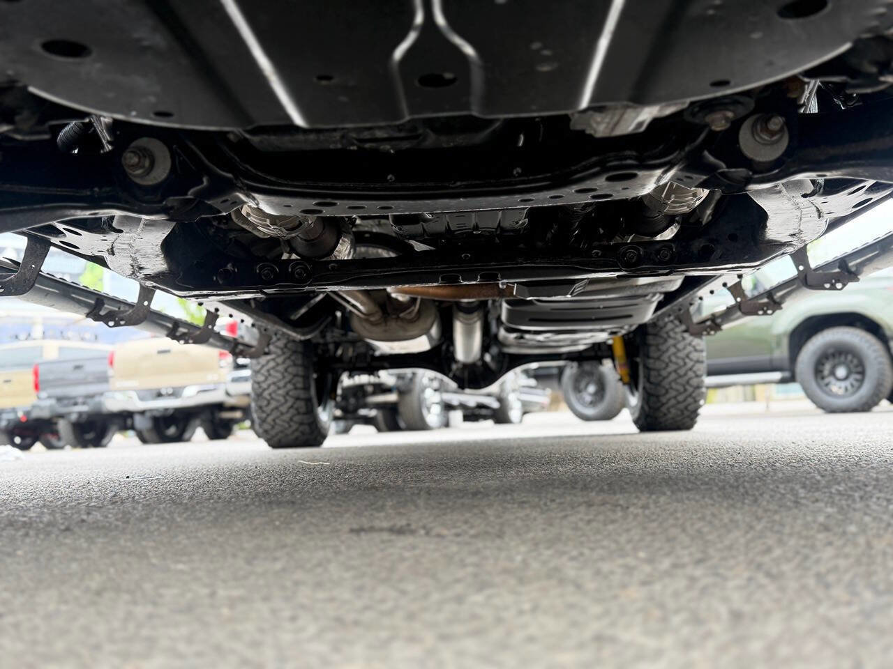 Used 2017 Toyota Tundra Limited w/ Limited Premium Package AWD/4WD image 79