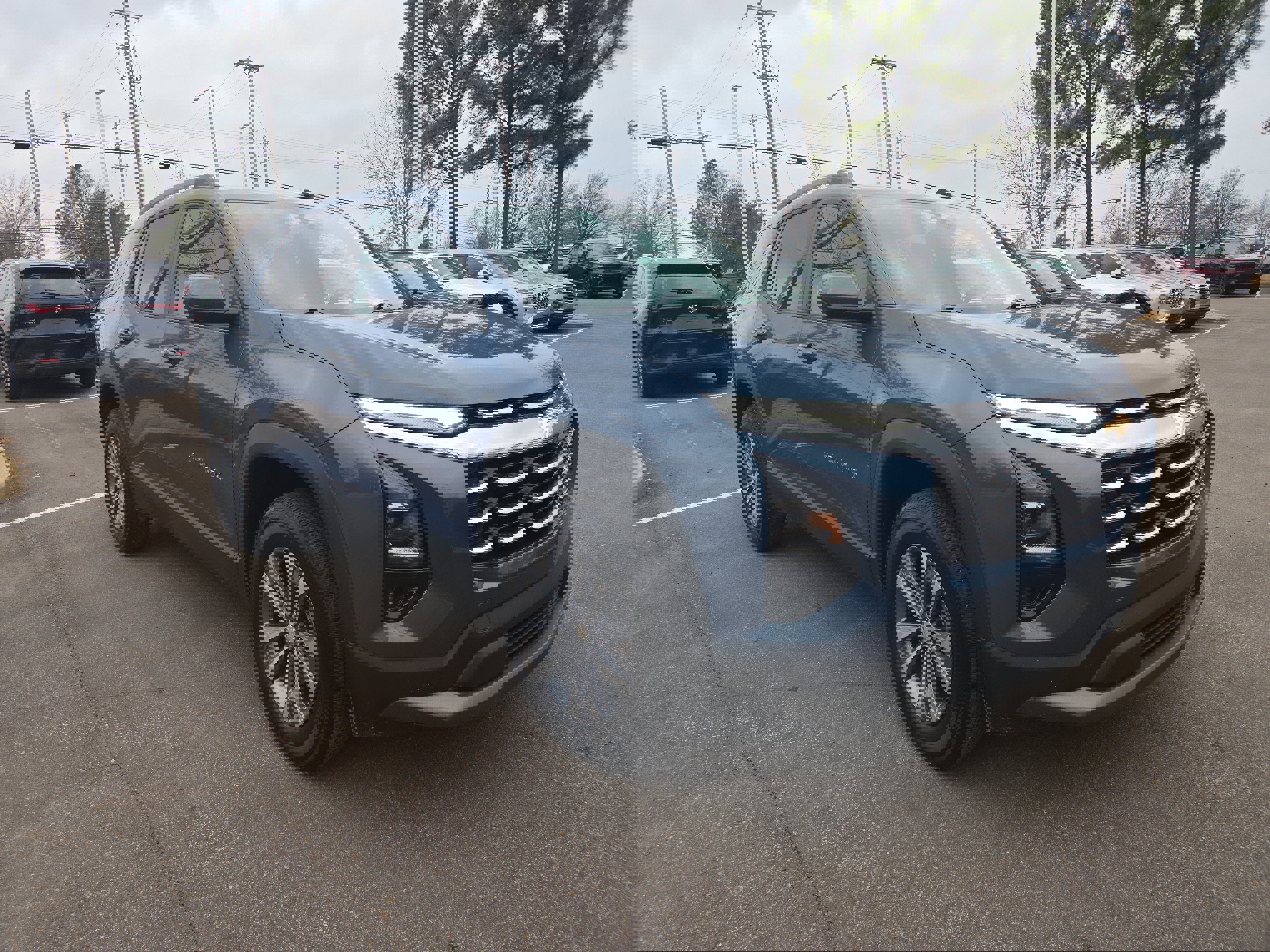 Used 2025 Chevrolet Equinox LT w/ Convenience Package II image 7