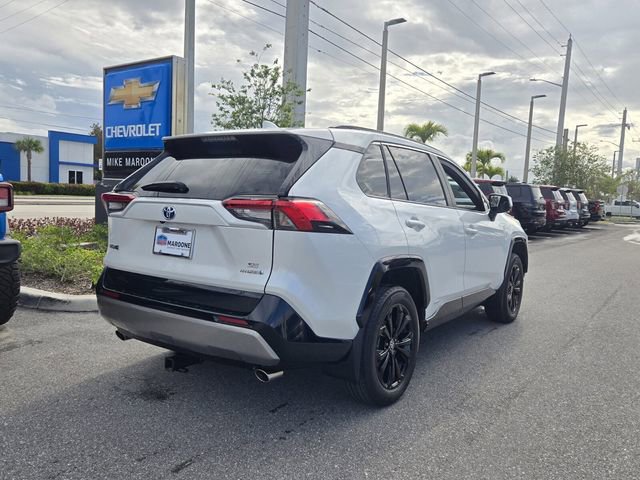 Used 2024 Toyota RAV4 SE w/ Convenience Package image 6