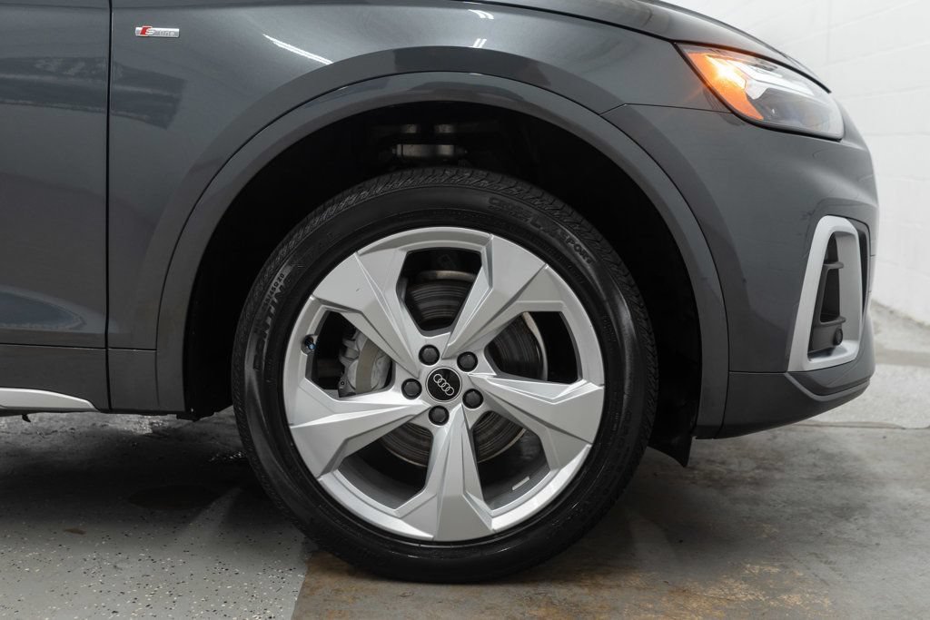 Used 2023 Audi Q5 2.0T Premium Plus w/ Premium Plus Package AWD/4WD image 39