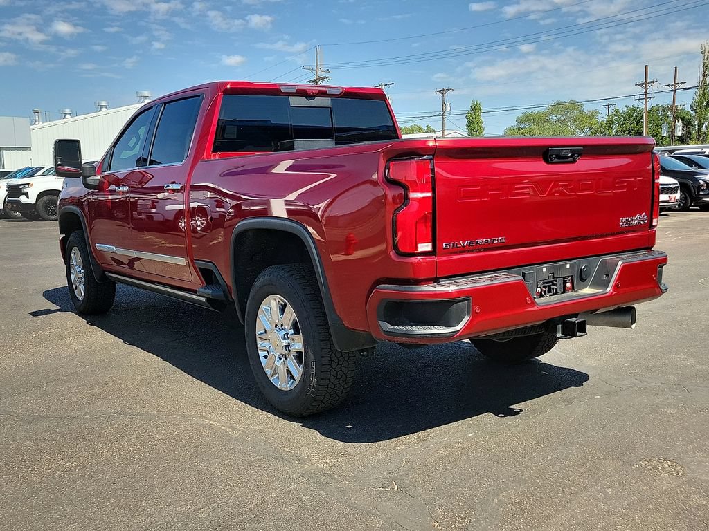 Used 2026 Chevrolet Silverado 2500 High Country w/ Technology Package AWD/4WD image 3