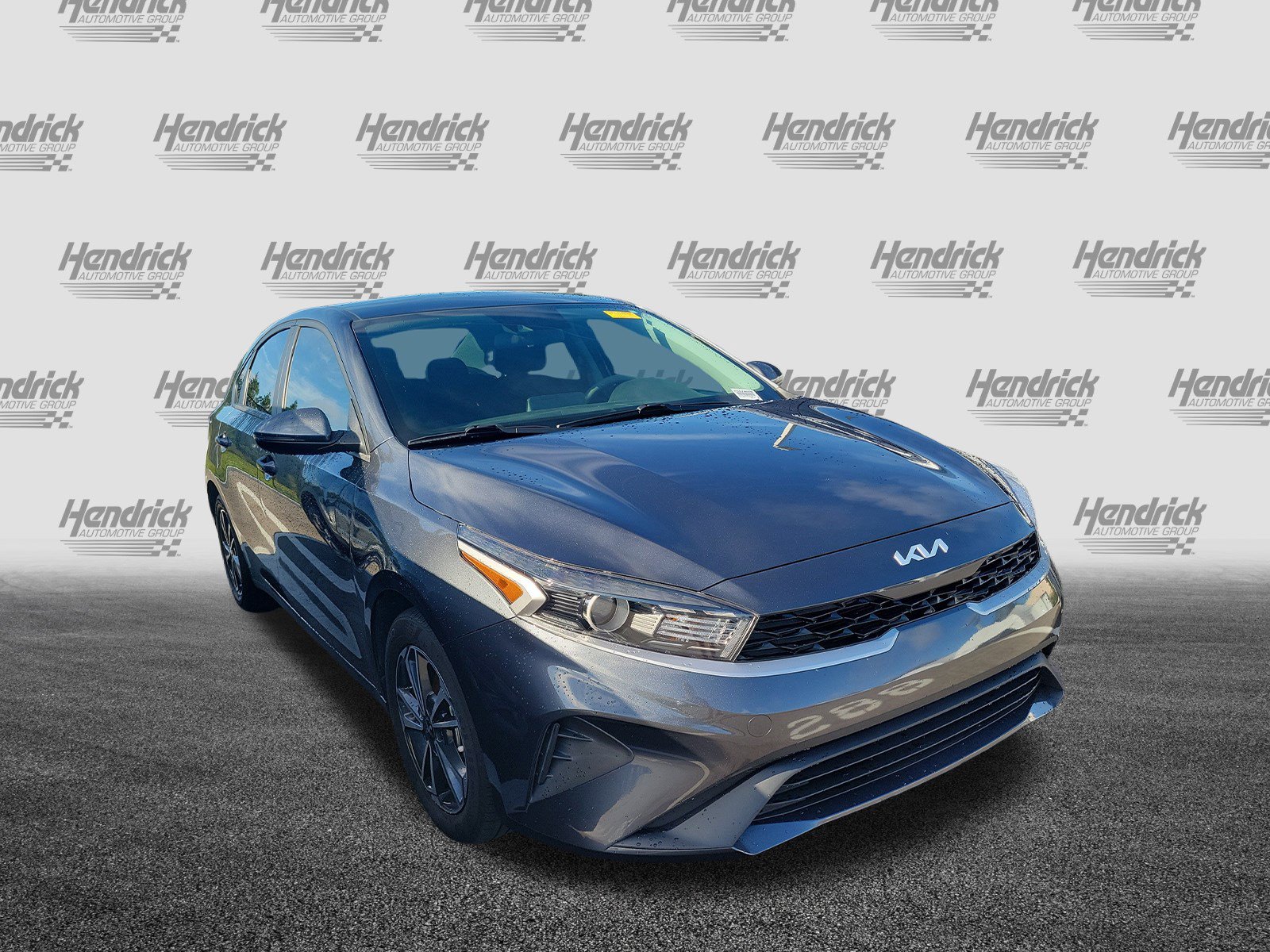 Used 2023 Kia Forte LXS w/ LXS Technology Package FWD image 2