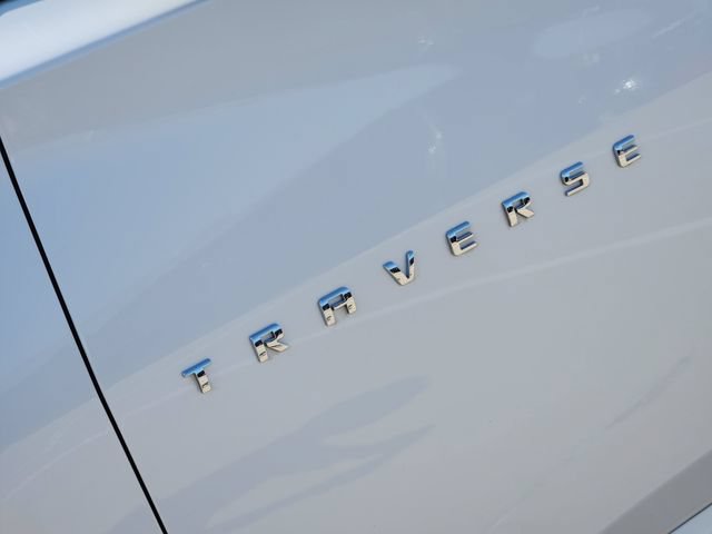 Used 2023 Chevrolet Traverse Premier FWD image 9