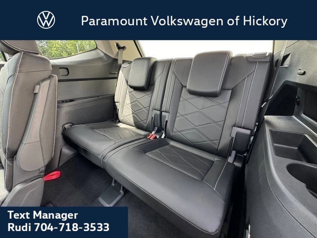 New 2026 Volkswagen Atlas SE image 16