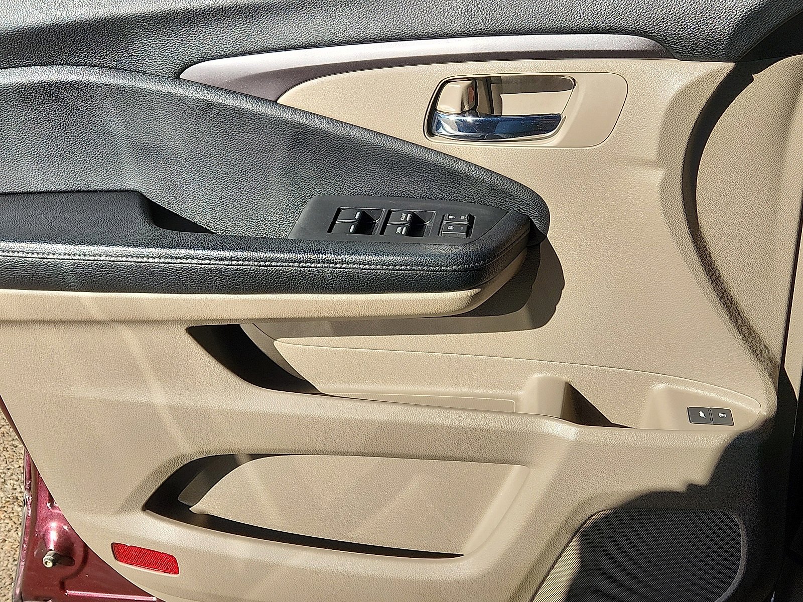 Used 2017 Honda Pilot EX-L image 16