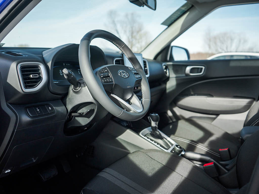 New 2026 Hyundai Venue SEL FWD image 17