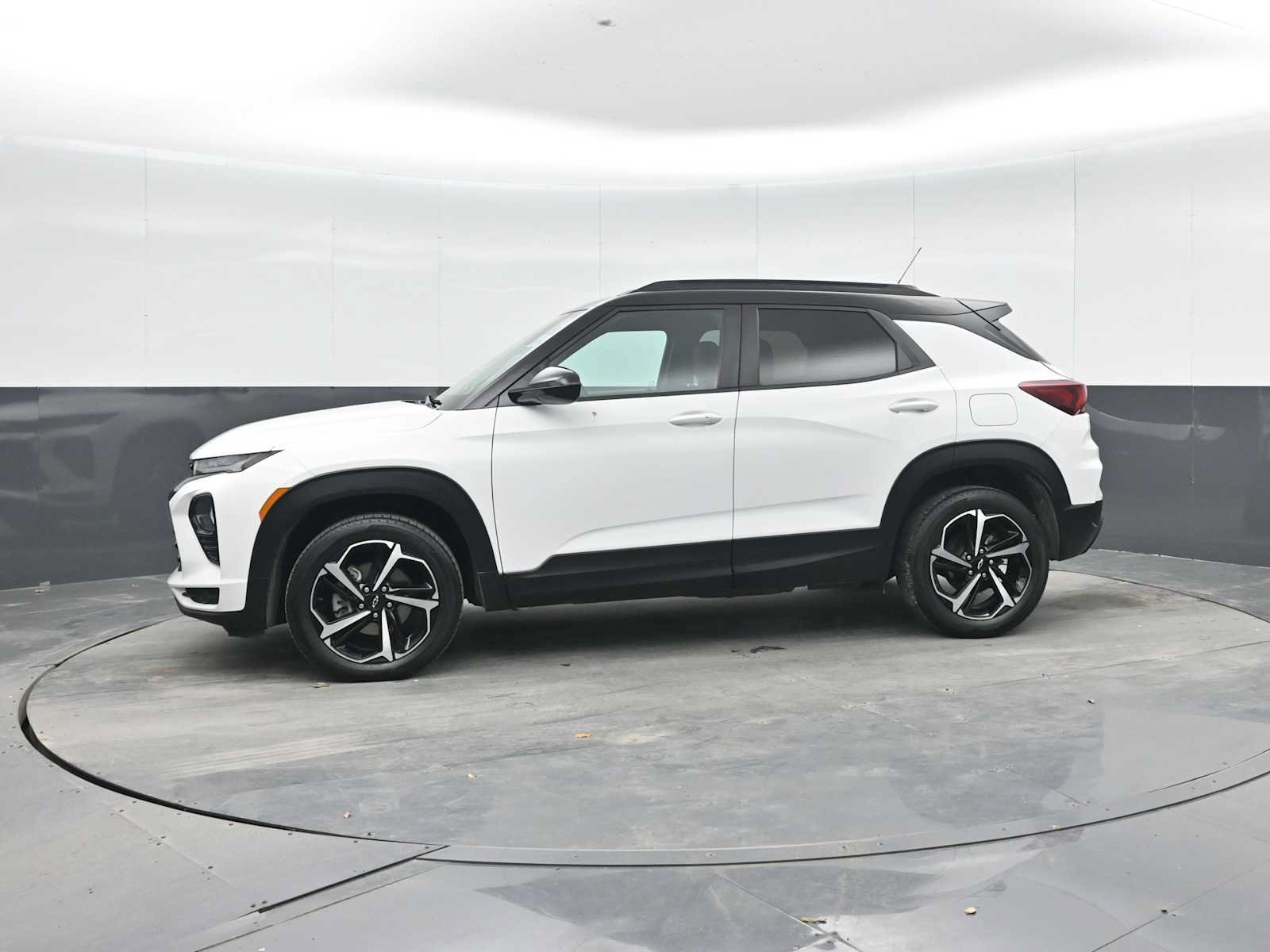 Used 2023 Chevrolet TrailBlazer RS AWD/4WD image 4