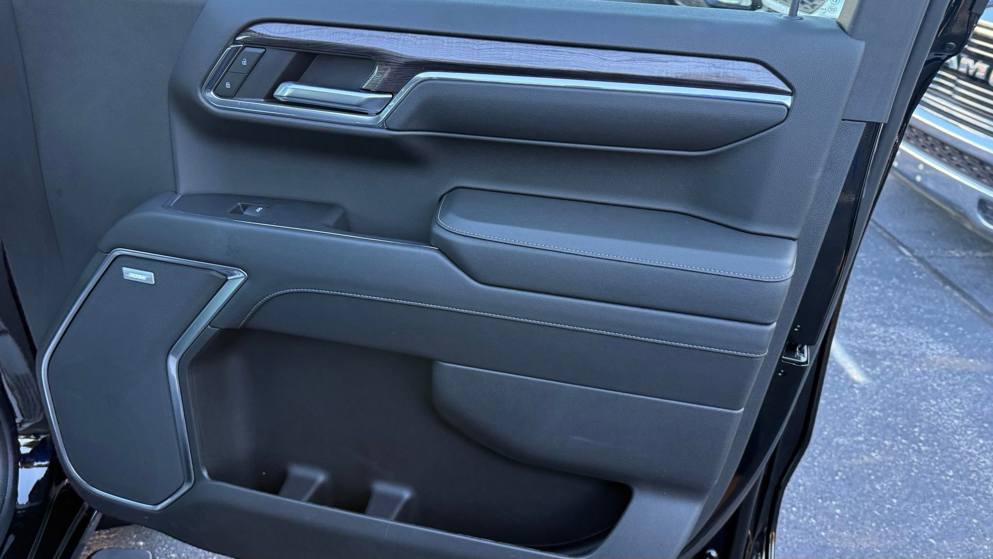 Used 2024 Chevrolet Silverado 1500 LTZ w/ LTZ Convenience Package II image 13