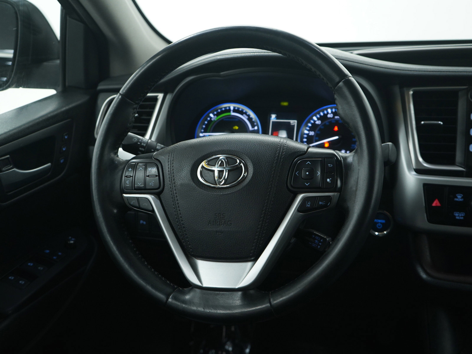Used 2017 Toyota Highlander Limited image 18
