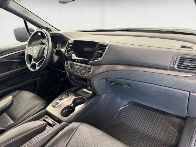Used 2023 Honda Passport EX-L image 10