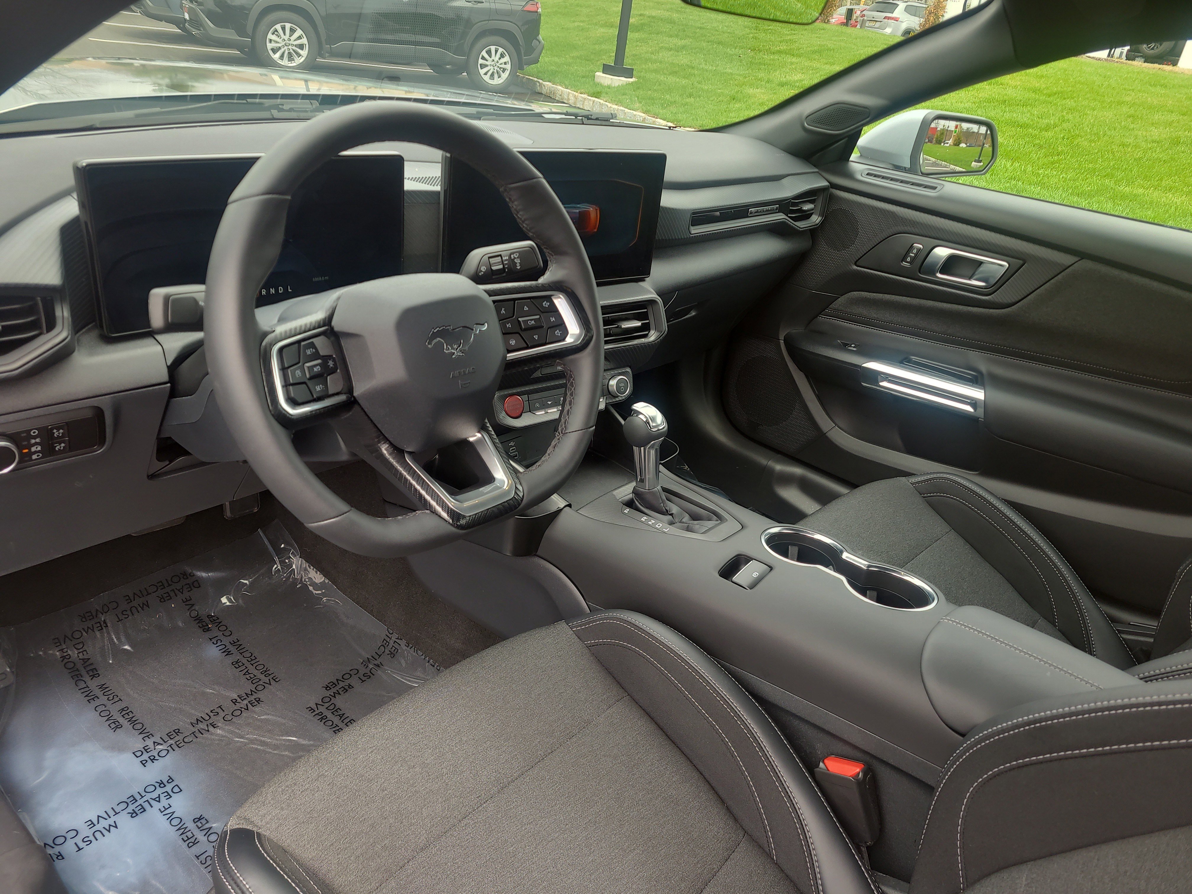 Used 2025 Ford Mustang Coupe image 16