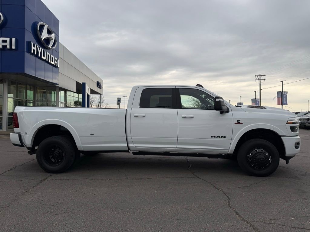 Used 2026 RAM 3500 Limited image 9