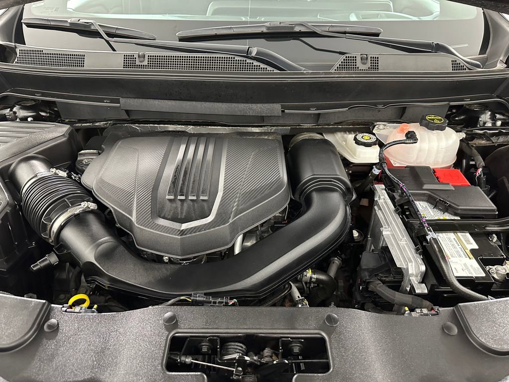 Used 2024 Chevrolet Traverse LT w/ LPO, Floor Liner Package image 35