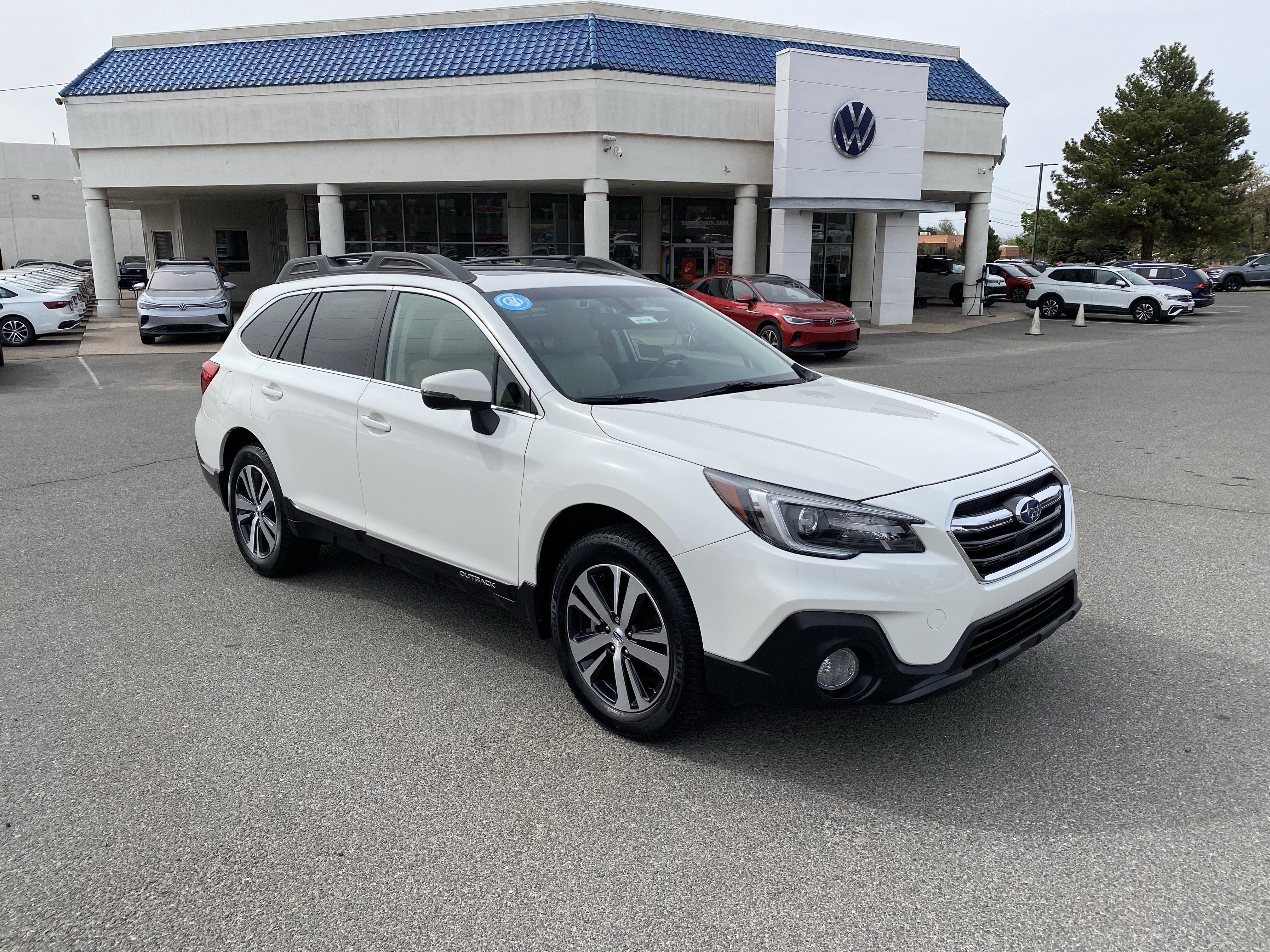 Used 2018 Subaru Outback 3.6R Limited AWD/4WD image 51