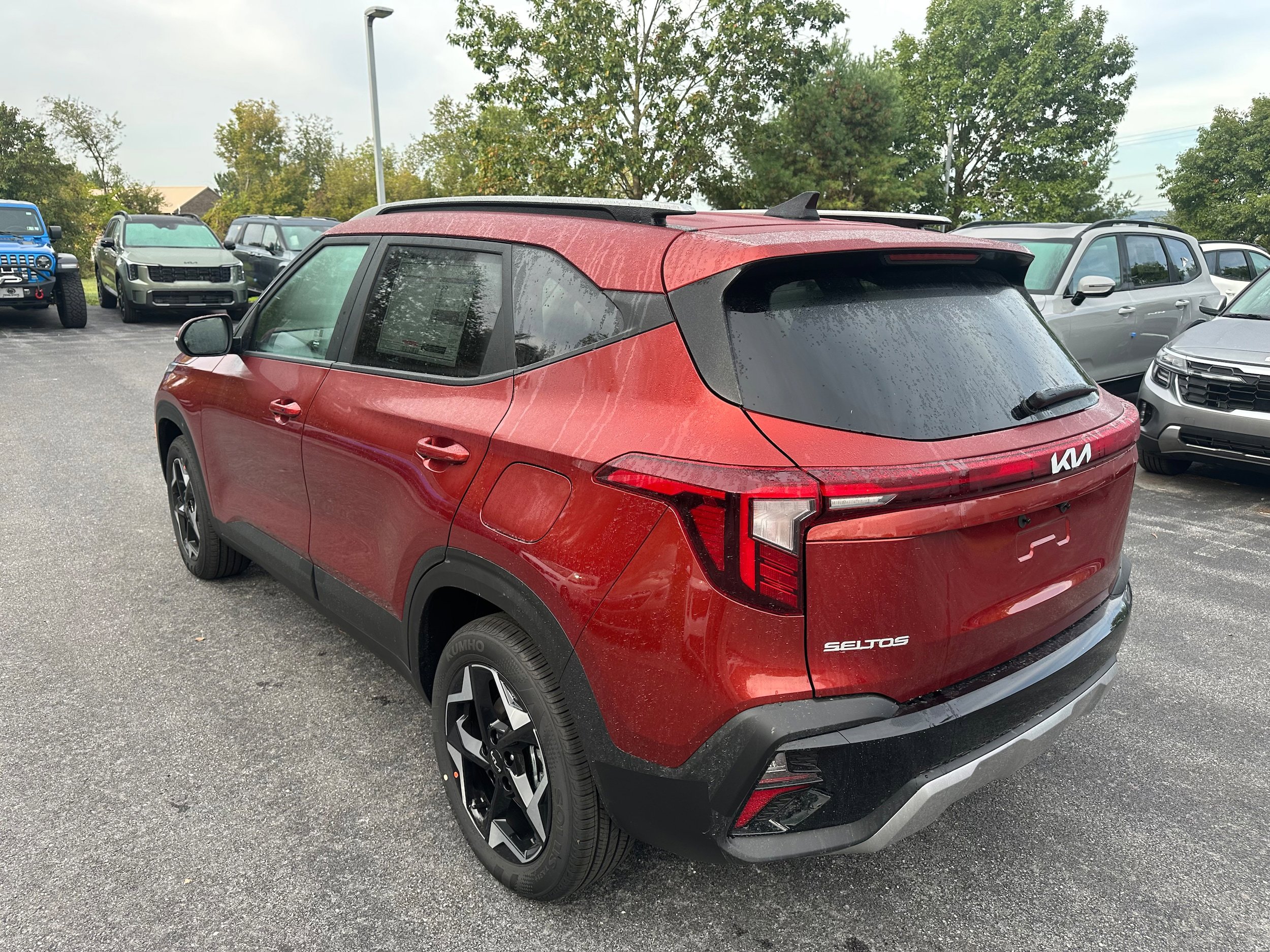 New 2026 Kia Seltos S AWD/4WD image 7