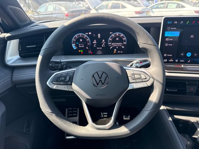 New 2026 Volkswagen Tiguan SE R-Line AWD/4WD image 24