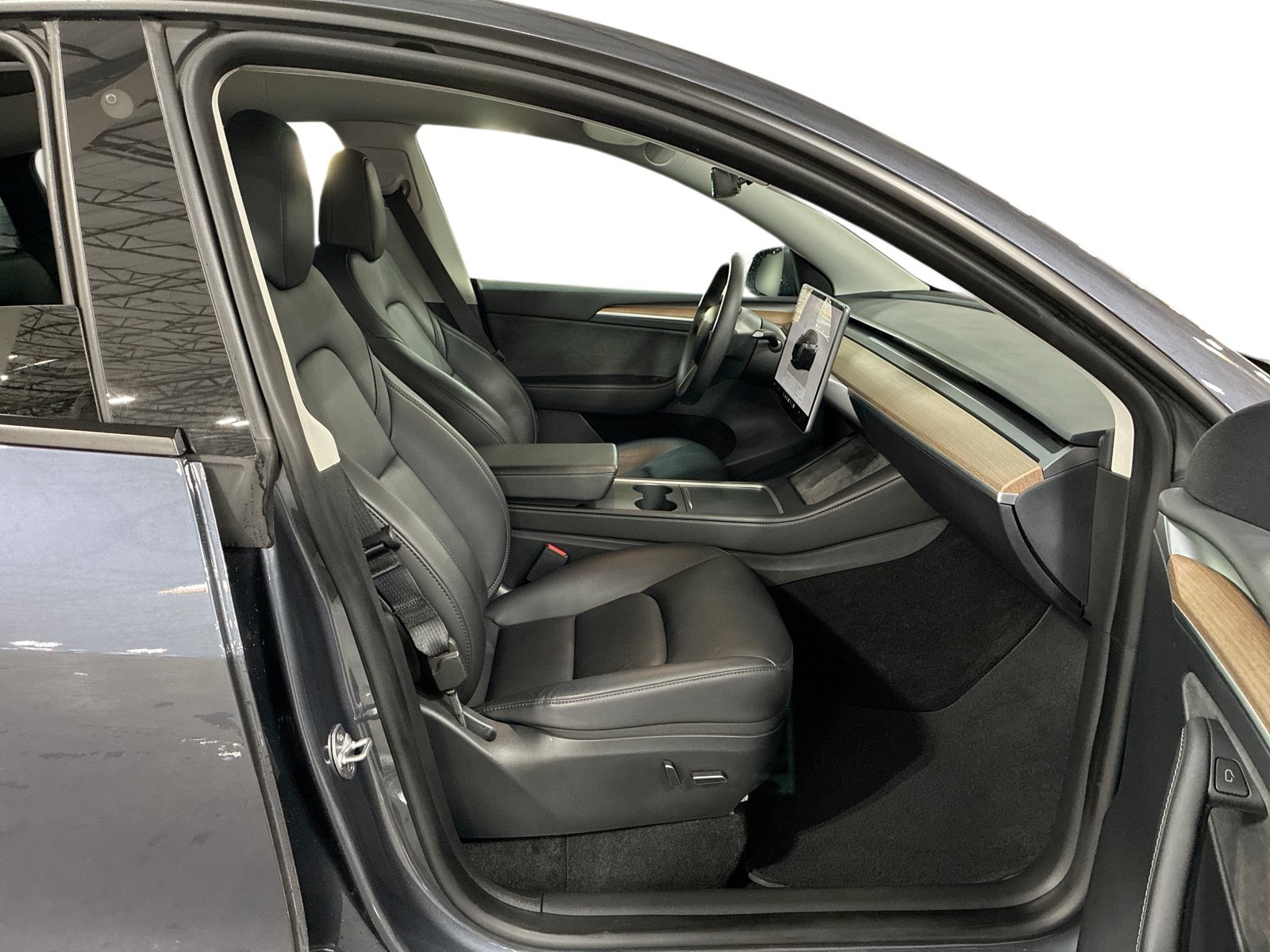 Certified 2023 Tesla Model Y Performance AWD/4WD image 13
