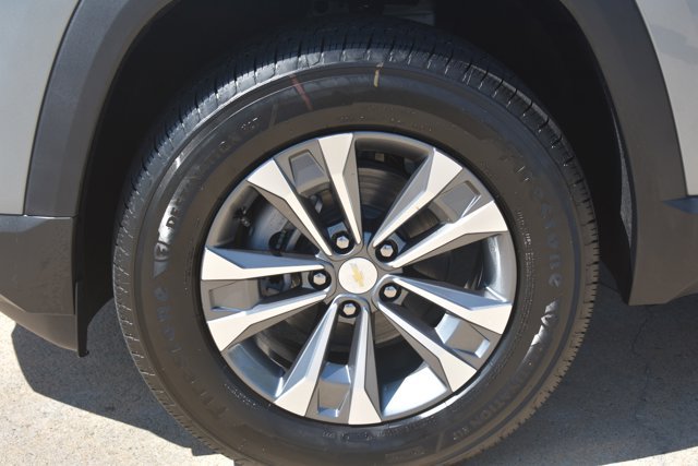 New 2026 Chevrolet Equinox LT FWD image 10