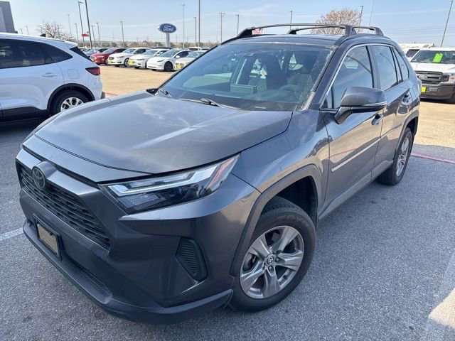 Used 2023 Toyota RAV4 XLE image 4