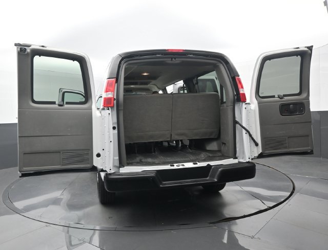 Used 2022 Chevrolet Express 2500 LS w/ Driver Convenience Package RWD image 32