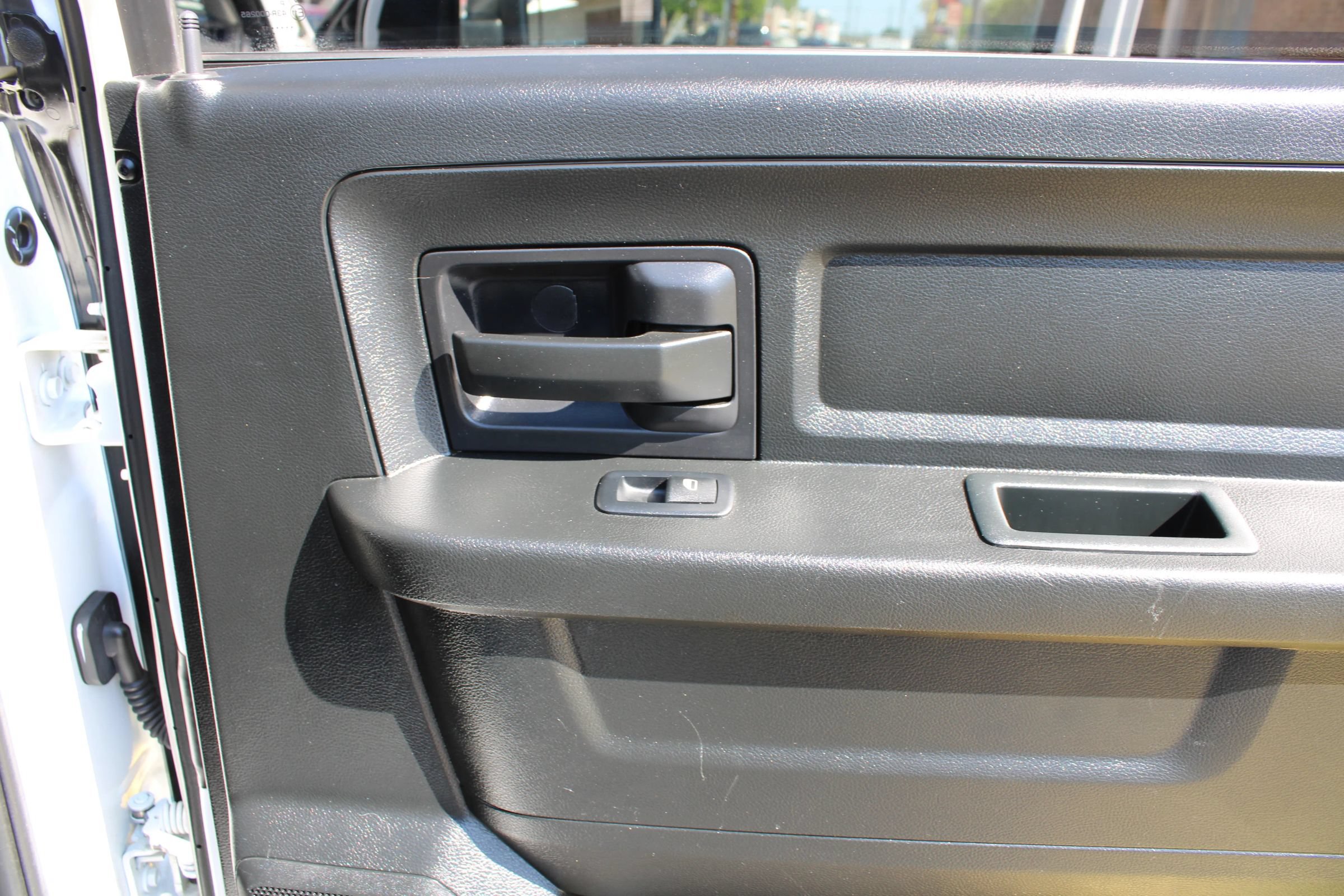 Used 2017 RAM 1500 Tradesman RWD image 12