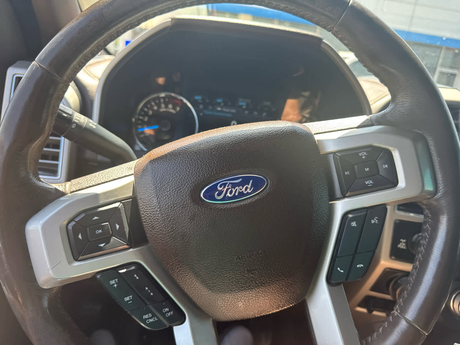 Used 2017 Ford F150 King Ranch w/ Equipment Group 601A Luxury AWD/4WD image 12