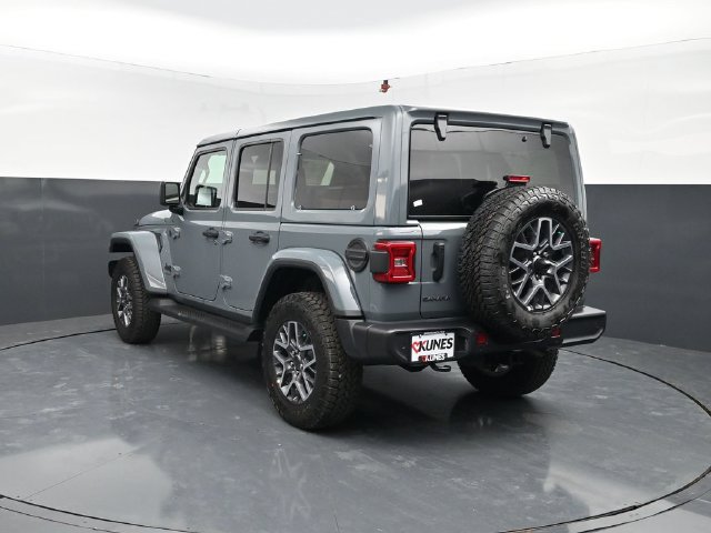 New 2026 Jeep Wrangler Unlimited Sahara AWD/4WD image 7