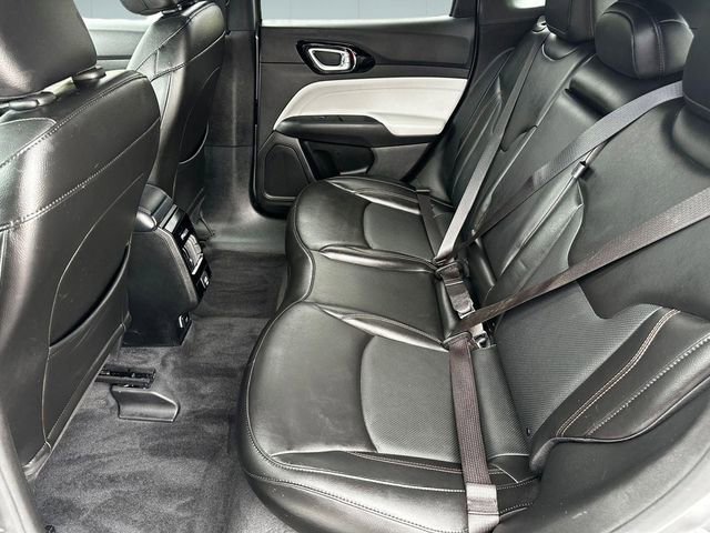 Used 2023 Jeep Compass Limited image 24