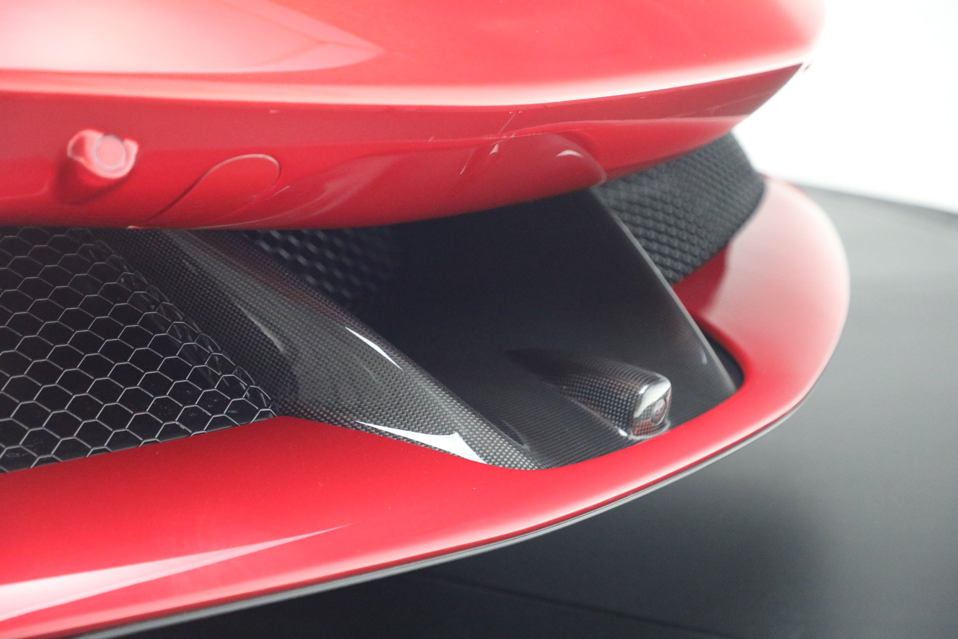 Certified 2024 Ferrari SF90 Spider AWD/4WD image 26