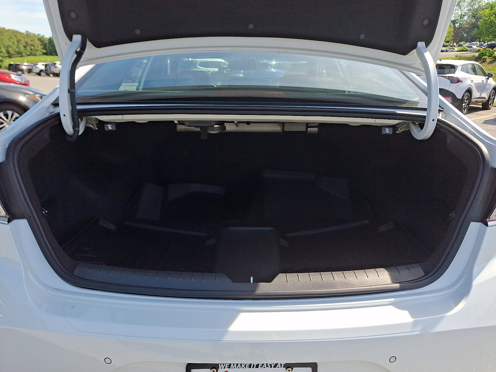 Used 2019 Hyundai Sonata Limited w/ Cargo Package FWD image 28