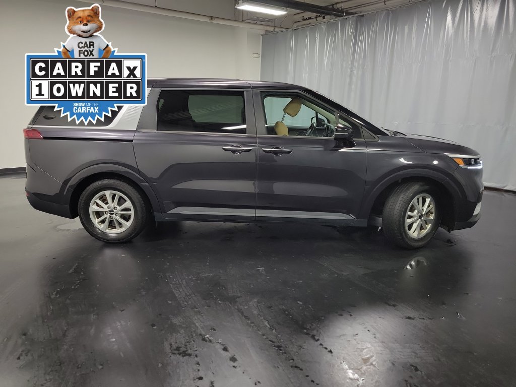 Used 2022 Kia Carnival LX FWD image 9