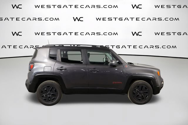 Used 2018 Jeep Renegade Trailhawk w/ Safety & Security Group AWD/4WD image 46