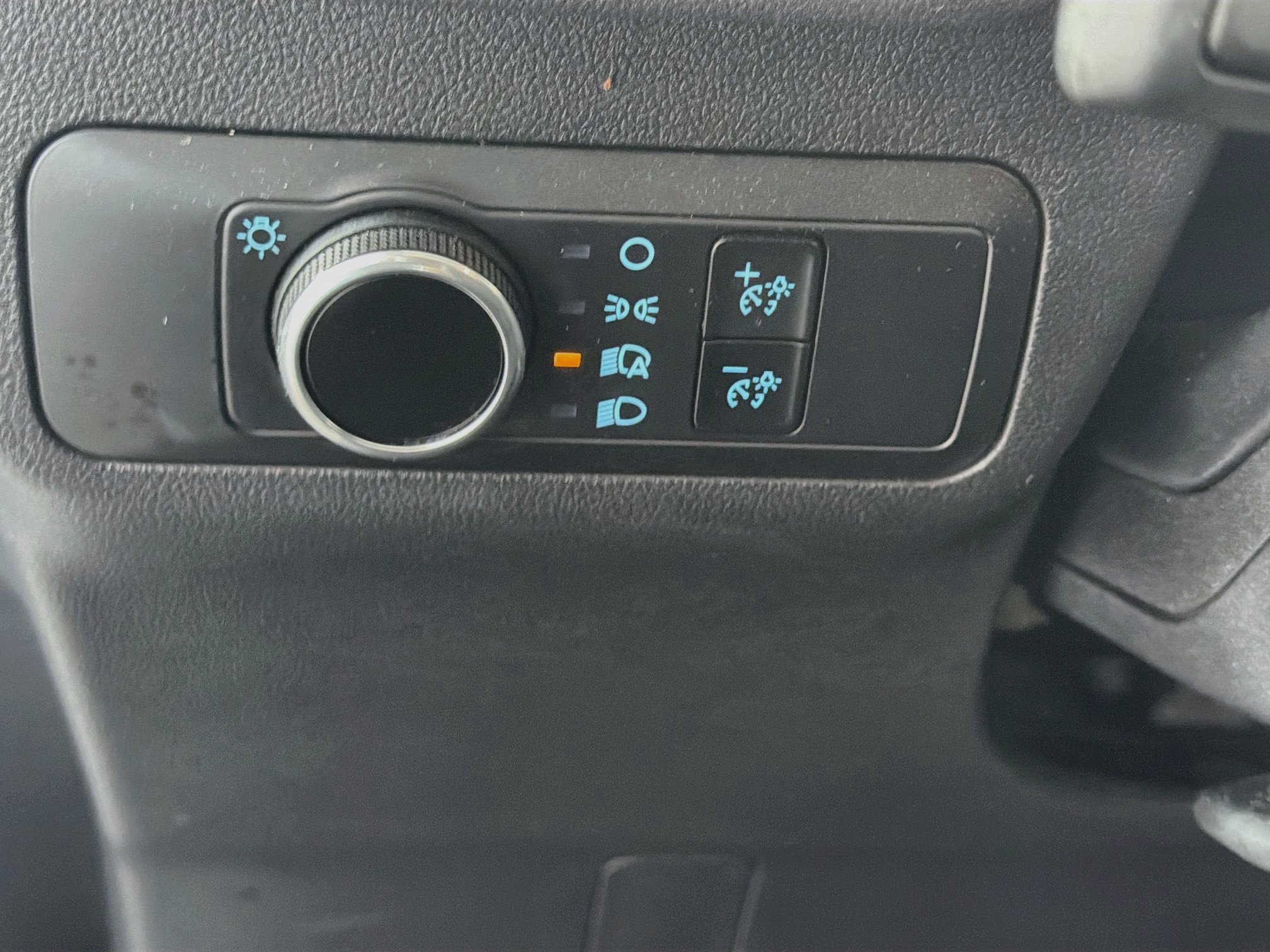Used 2025 Ford Escape Active FWD image 16